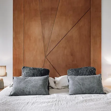 Biescas - 1 Bedroom In Eixample Esquerra Barcelona