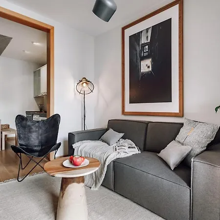 Biescas - 1 Bedroom In Eixample Esquerra Lägenhet *